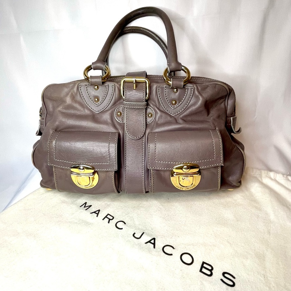 Marc Jacobs Soft Gray Leather Classic Bag – Gold Hardware